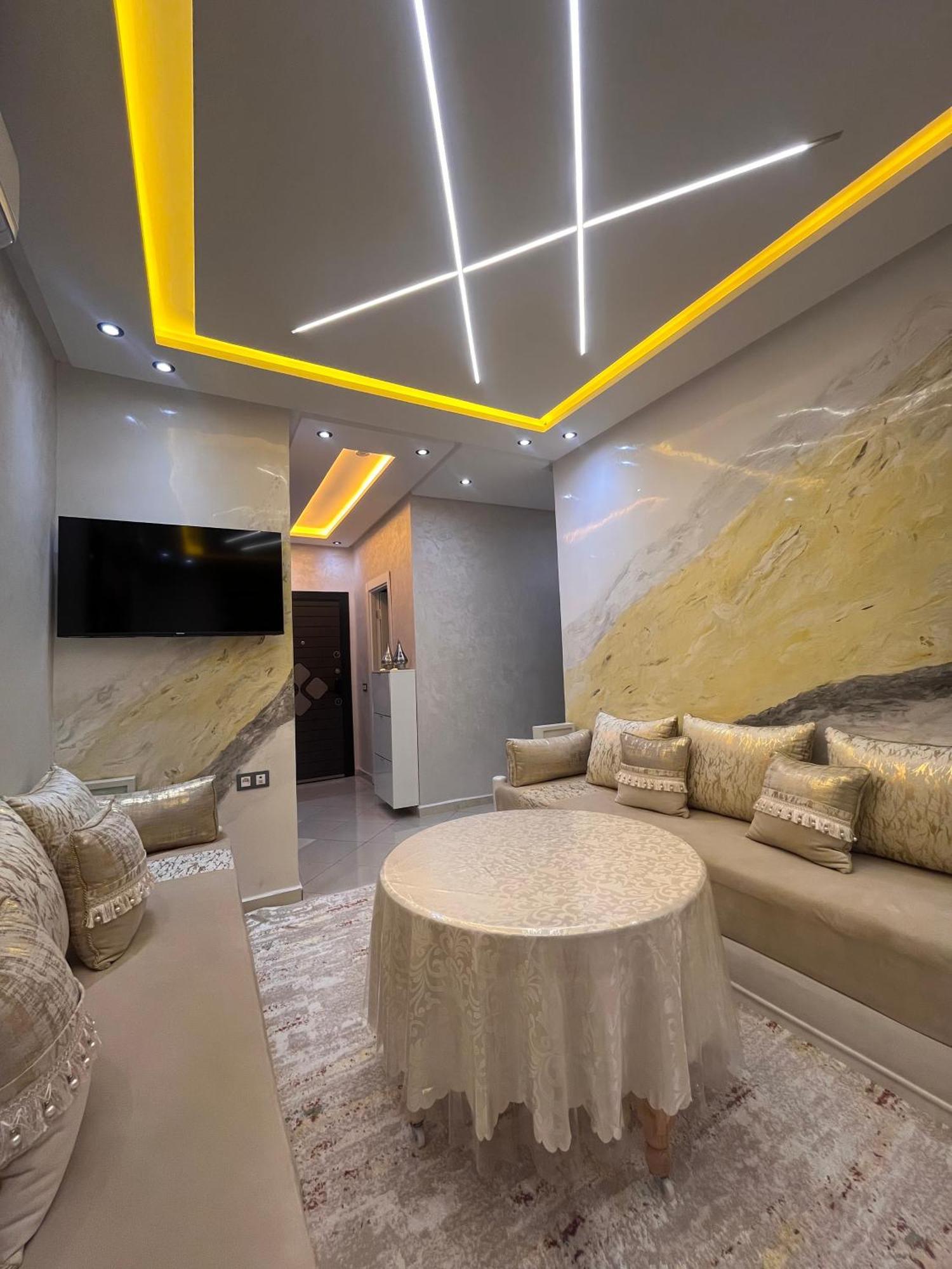 Renove Avec Style Et Parking Surveille Apartment Marrakesch